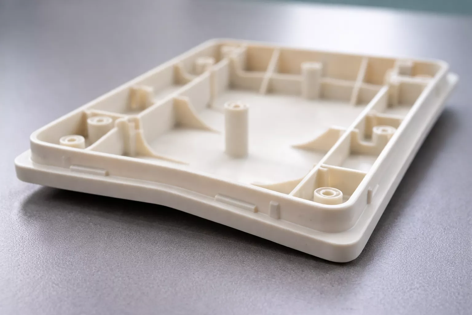 nylon injection molding part with shrinkage or warpage