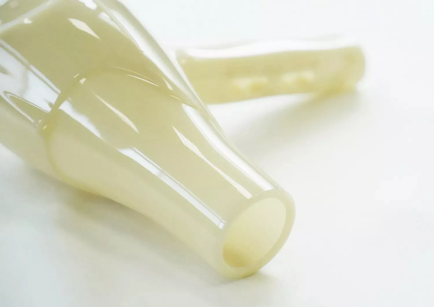 Injection molded part with PA6 nanocomposite materials can perform glossy surface.
